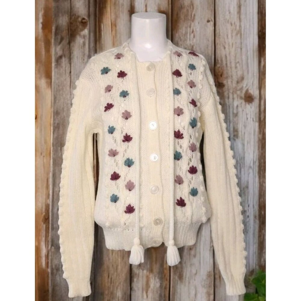 Skiva Intl Embroidered Bauble Cardigan Sweater Size M Cottagecore Floral Vtg 80s
